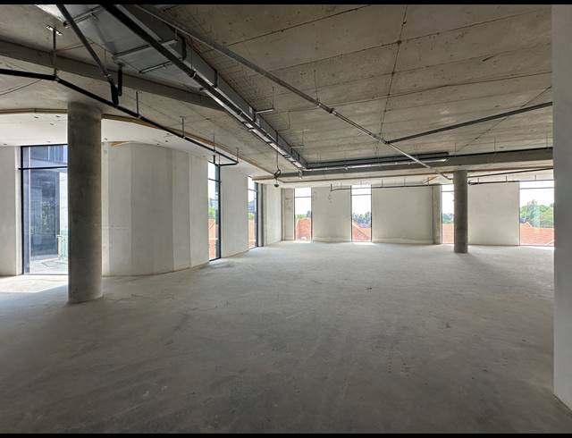 1,601M² OFFICE TO LET IN SANDTON CENTRAL